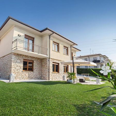 Villa Viola-Comoda Villetta A Каприно-Веронезе Экстерьер фото