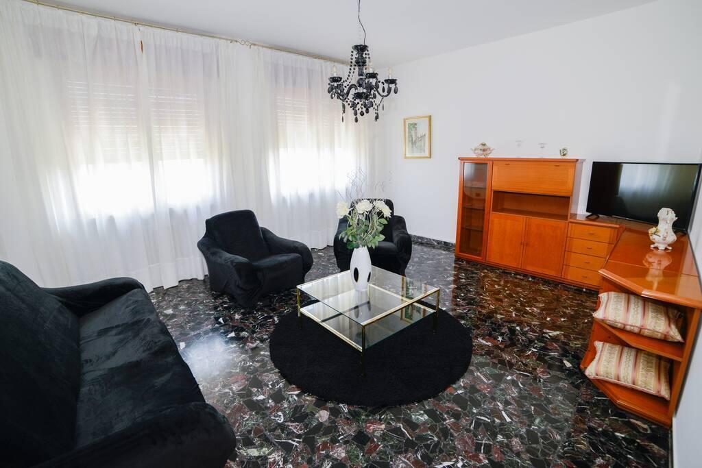 Villa Viola-Comoda Villetta A Каприно-Веронезе Экстерьер фото