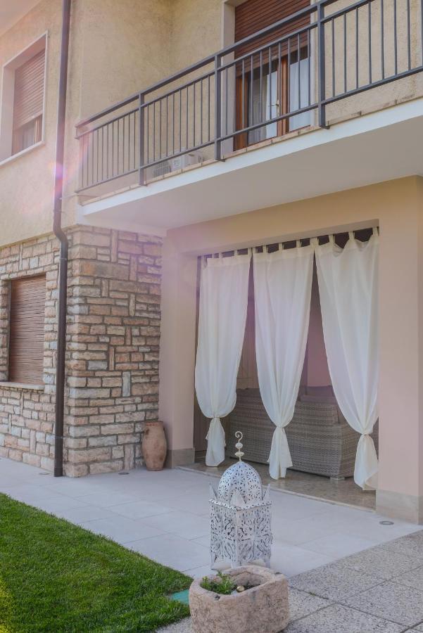 Villa Viola-Comoda Villetta A Каприно-Веронезе Экстерьер фото